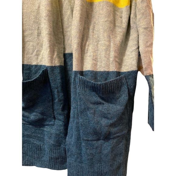 A New Day color block sweater - Picture 3 of 5